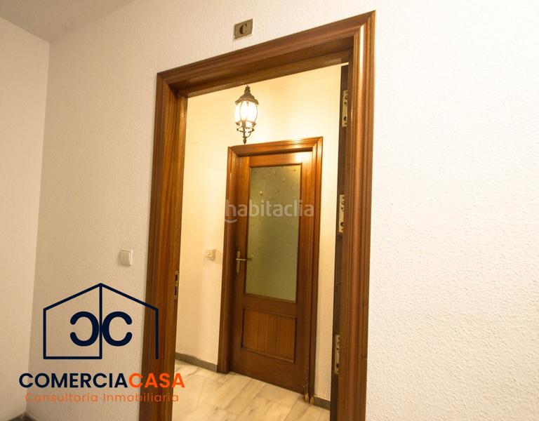 Foto 42434d8a-88a2-42b7-9ef8-c3b329a765dc. Piso vivir es gozar de una ubicación de lujo, cerca del centro de la ciudad, del parque tecnológico de la salud, de la unive en Armilla
