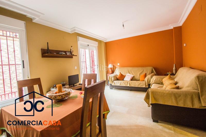 Foto 2d4ba317-5a65-432f-a190-415a167bd516. Casa a schiera con riscaldamento parcheggio in Avda. De los Ogíjares Armilla