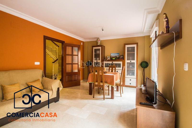 Foto 3f5dcc03-4017-4948-8d0a-c93388616031. Casa a schiera con riscaldamento parcheggio in Avda. De los Ogíjares Armilla