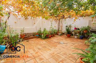 Maison jumelée à Avda. De los Ogíjares. La casa de tus sueños te está esperando!  te presentamos esta es
