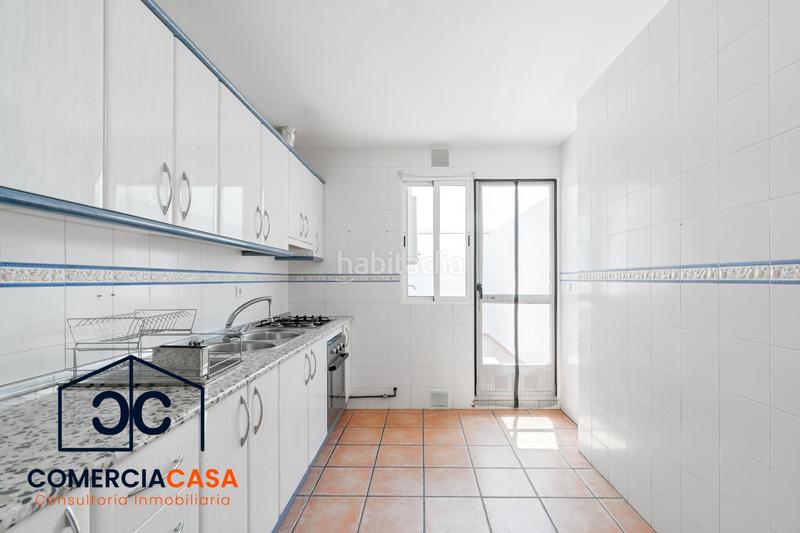 Foto 7feaa679-36a0-4b2a-a473-5a8c7cd27b36. Piso oportunidad junto al metro! buscas una inversión con alta rentabilidad o tu primera vivienda? este piso luminoso en 1 p en Armilla