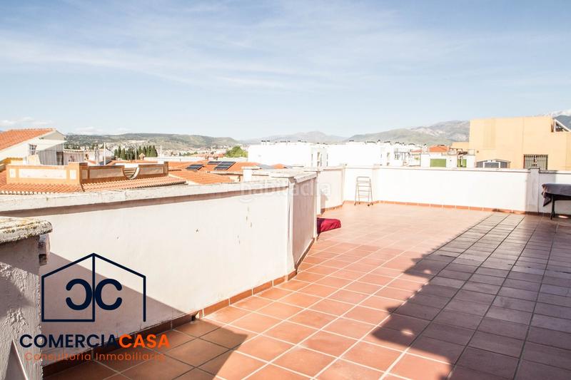 Foto 968e0d74-546a-41a4-bfe6-764338a9b7e7. Ático actualmente alquilado!!  ático con terraza de 50m junto al metro atención inversores y amantes del espacio exterior! en Armilla