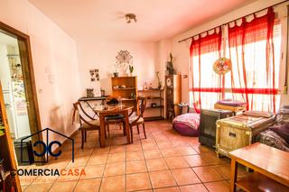 Piso en Poniente. Actualmente alquilado!!     piso con terraza en armilla junto al
