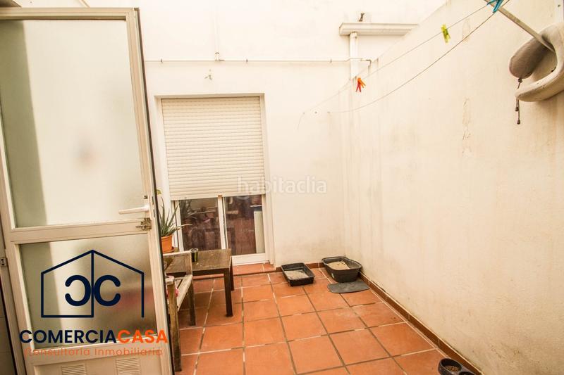 Foto a327f168-8d6a-4228-896e-55c724c0ac99. Piso actualmente alquilado!!  piso con terraza junto al metro ubicación, luz y terraza en una sola vivienda! este piso en en Armilla