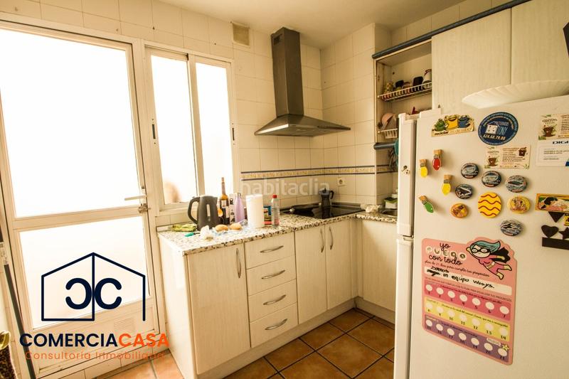 Foto fe05df31-7da0-4597-8d06-9f888ca40454. Piso actualmente alquilado!!  piso con terraza junto al metro ubicación, luz y terraza en una sola vivienda! este piso en en Armilla