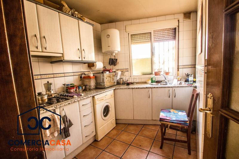 Foto 71e297da-6033-4d15-8263-12b35e0a6d54. Piso actualmente alquilado!!  piso con terraza privada , junto al metro ideal para singles, parejas o inversores. este aco en Armilla