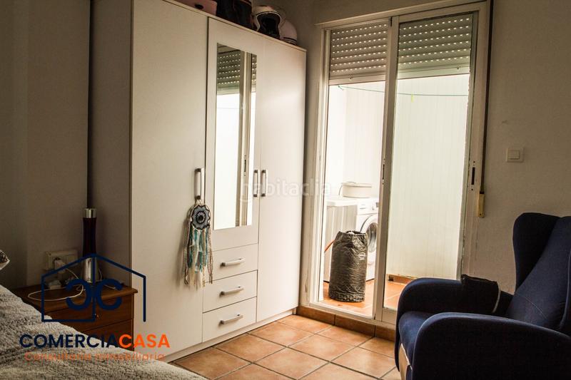 Foto 240cef8f-7a91-4599-b28d-3e0e01504c25. Piso actualmente alquilado!!  piso con terraza , a un paso del metro este piso es una opción perfecta tanto para vivir co en Armilla