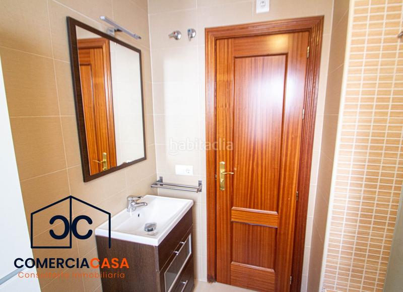 Foto 40233e22-ec2c-42aa-9ca1-07e86c7f515d. Dúplex moderno dúplex en las gabias terraza con vistas únicas a sierra nevada! ubicación privilegiada zona de las gabias más próxima a en Gabias (Las)