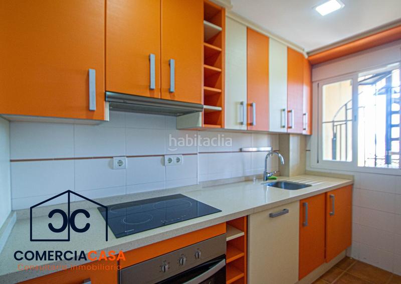 Foto 96c9bb6c-481a-4408-8890-92c92a176cfa. Dúplex moderno dúplex en las gabias terraza con vistas únicas a sierra nevada! ubicación privilegiada zona de las gabias más próxima a en Gabias (Las)
