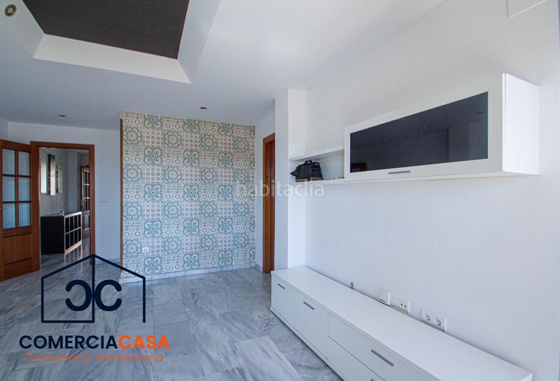 Foto e6efd7f4-c7bc-4927-bd4c-c2e325f32d11. Dúplex moderno dúplex en las gabias terraza con vistas únicas a sierra nevada! ubicación privilegiada zona de las gabias más próxima a en Gabias (Las)