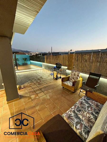 Foto 2d07b08a-df26-402e-a5ac-e9fb9ea2fd4b. Dúplex  en pleno centro si buscas una vivienda amplia, cómoda y con una ubicación privilegiada, este dúplex es para ti. s en Armilla