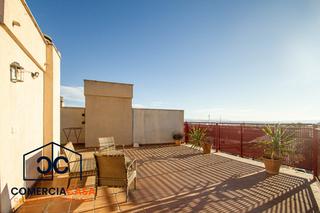 Duplex à Peligros. Dúplex con terraza de 55 m y licencia turística en peligros  lo