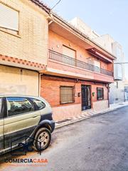 Haus in Poniente. Casa en armilla, cerca de la plaza del ayuntamiento y parada del