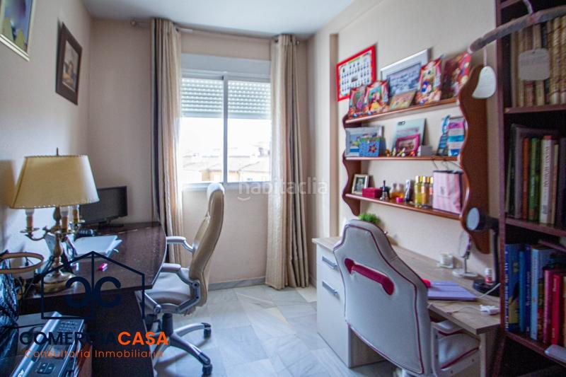 Foto bf368f43-cd04-417b-a6ed-a65d9d6363e9. Casa a schiera con parcheggio in Residencial Triana - Barrio Alto Gabias (Las)