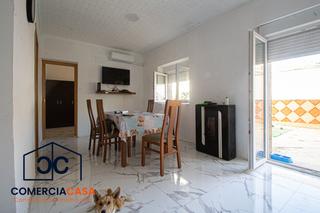 Pis a San Francisco - El Chorrillo. Oportunidad en las gabias! bajo reformado con gran patio estrena