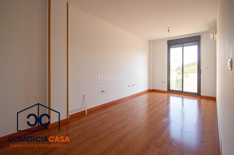 Foto 304e5c6b-0708-428b-aeb5-36fe24944310. Etagenwohnung mit heizung in San Miguel Armilla