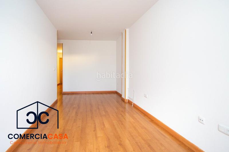 Foto c7d890b2-6424-4e44-8245-4dcc16865a5b. Etagenwohnung mit heizung in San Miguel Armilla