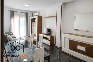 Rent Flat in Avda. De los Ogíjares. Magnífico piso en armilla, en una ubicación privilegiada con tod