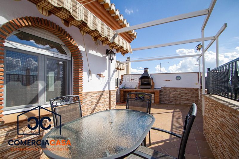 Foto 0199fec2-571d-4604-a4e1-d1d2e5520e72. Casa adossada amb calefacció aparcament a Cájar