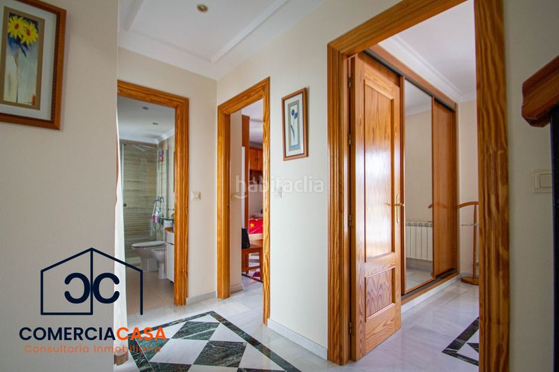 Foto ad3ee1ec-baa4-442e-b2da-25015e11fb71. Casa adossada amb calefacció aparcament a Cájar