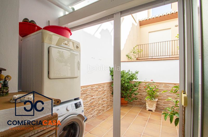 Foto bea11491-04d7-4625-b0e0-6c389e4667a3. Casa adossada amb calefacció aparcament a Cájar