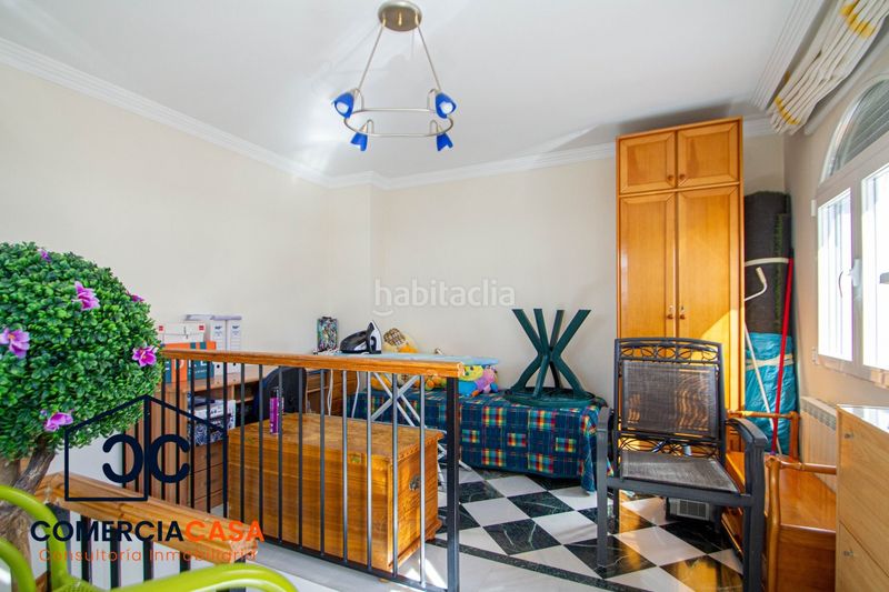 Foto bfe1315e-79dd-4660-b21f-50689c143cb7. Casa adossada amb calefacció aparcament a Cájar