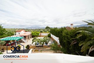 Chalet in Urbanizaciones. Espectacular chalet en alhendín naturaleza, tranquilidad y ampli