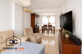 Casa adosada en San Miguel. Espectacular vivienda junto a centro comercial nevada shopping s