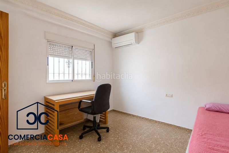 Foto 8a04ed2b-3f23-4e48-93a7-222d356c9ef0. Casa adossada a Maracena