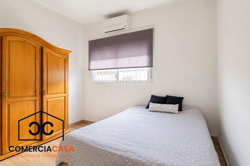 Foto db651910-af0d-4706-81f0-87f37d40f037. Casa adossada a Maracena
