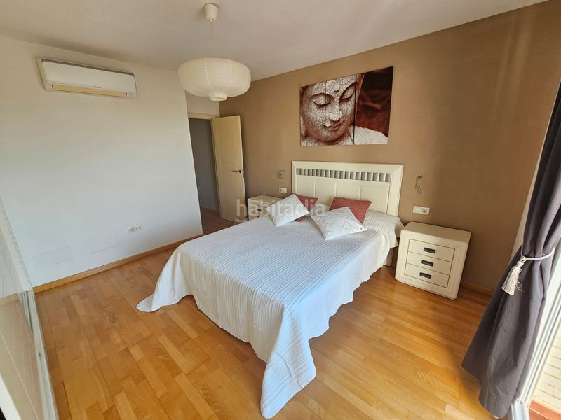 Foto 74021ddd-82c3-4cab-8478-9a7a78c1325a. Casa adossada amb aparcament piscina a Aguadulce Norte Roquetas de Mar