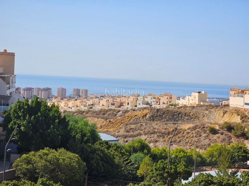 Foto 934e0e6a-3b72-4c88-a592-3a65f415c15a. Casa adossada amb aparcament piscina a Aguadulce Norte Roquetas de Mar