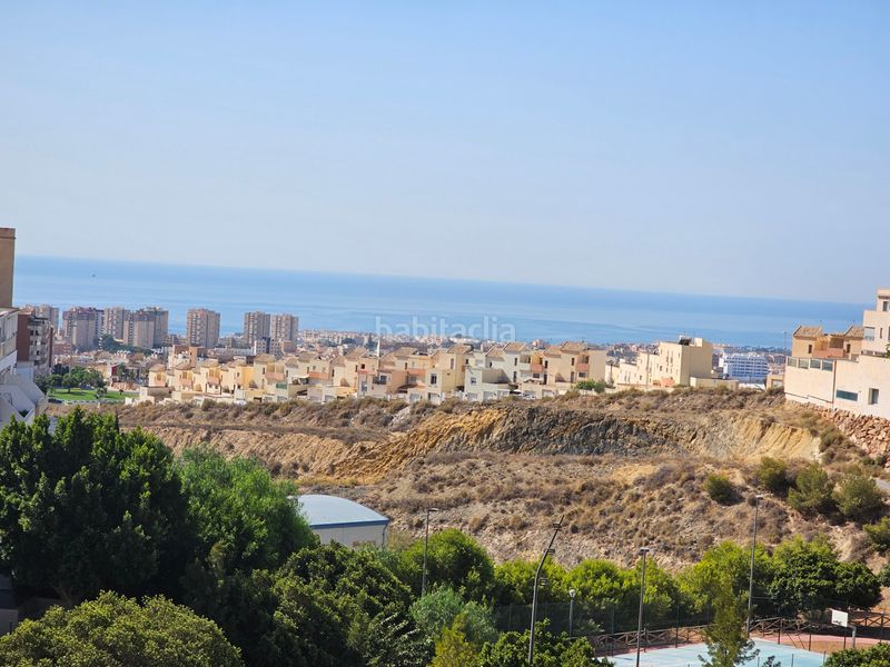 Foto c94098a1-5dce-4ba8-a3e4-062c0cf3cb25. Casa adossada amb aparcament piscina a Aguadulce Norte Roquetas de Mar
