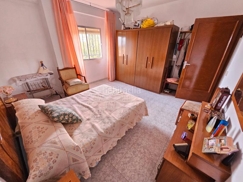 Foto c30cb74b-738d-4755-8200-c77eac2b6353. Xalet amb aparcament piscina a Padul