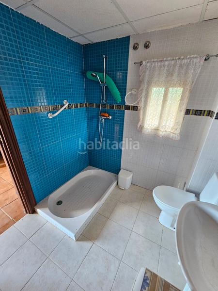 Foto cc5bfcda-07e8-46a8-9af2-5e31f23d5b40. Xalet amb aparcament piscina a Padul