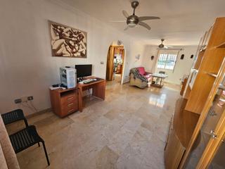 Casa a Cúllar Vega. Casa adosada en la entrada de cullar vega, 3 dormitorios, 2 baño