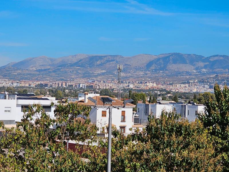 Foto 2e27479e-9b59-4c08-93c2-453de7863562. Appartamento con parcheggio piscina in Casco Histórico Churriana de la Vega