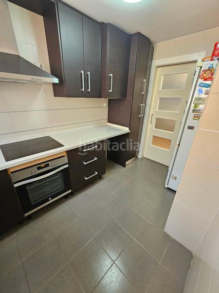 Foto 48ac3cbb-bef0-4fbe-836f-73819a0283dd. Appartamento con parcheggio piscina in Casco Histórico Churriana de la Vega