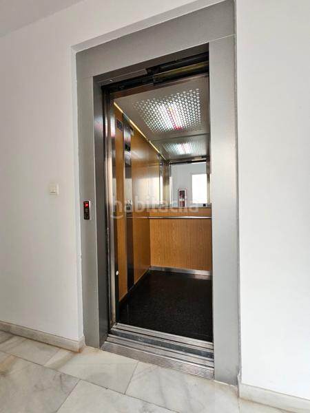 Foto f3f33613-f425-406e-af8d-8db6a7cbcd3f. Appartamento con parcheggio piscina in Casco Histórico Churriana de la Vega