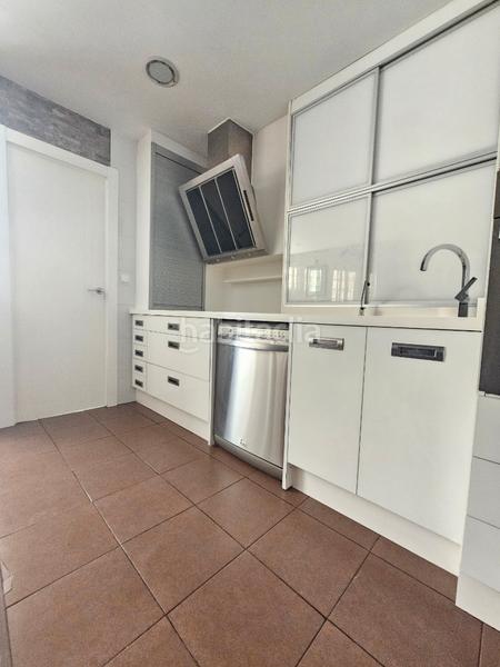 Foto 0c757746-1a64-4f25-aecc-4b24ccf6997c. Flat in calle aragón 14 in Las Tres Cruces Armilla