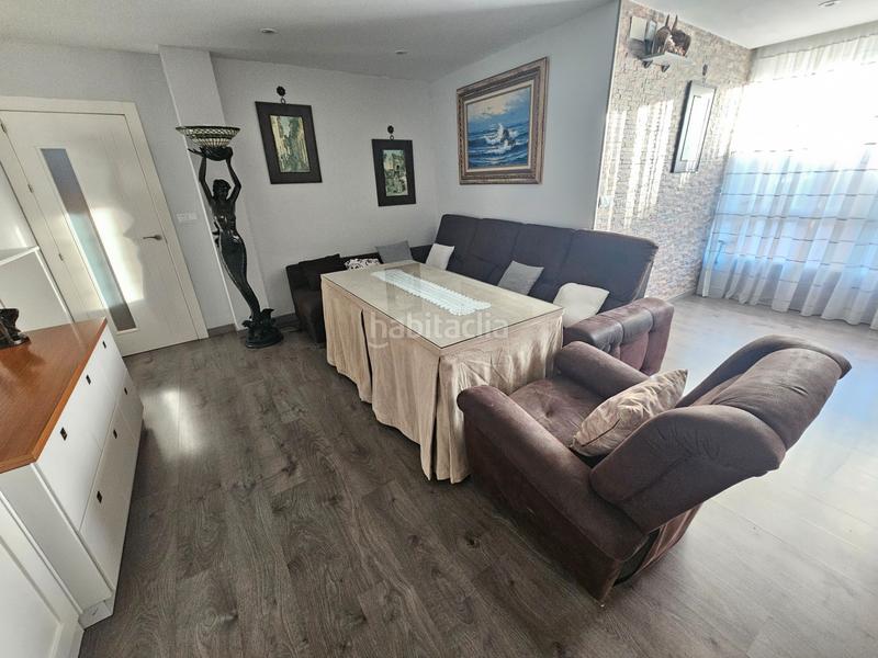 Foto 30899d09-014c-49b8-a788-d96d725be309. Flat in calle aragón 14 in Las Tres Cruces Armilla