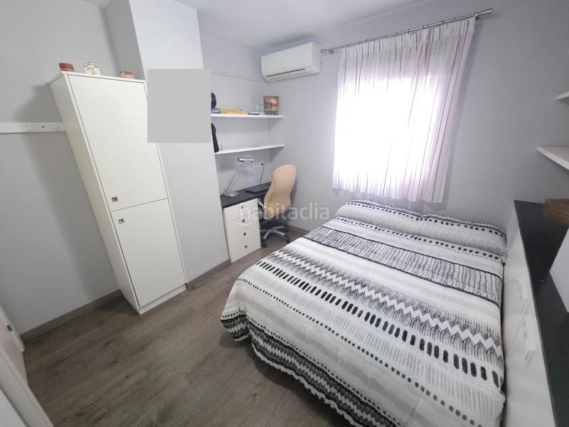 Foto 3fe6c70c-b721-459a-8fa4-bf3819693095. Flat in calle aragón 14 in Las Tres Cruces Armilla