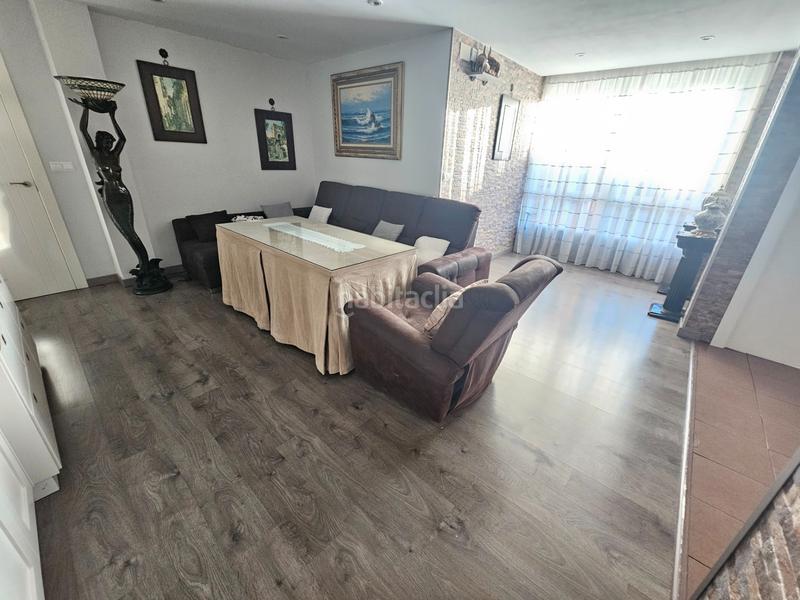 Foto 65cc2ff4-b9a3-44e2-ad31-91bc9677b19b. Flat in calle aragón 14 in Las Tres Cruces Armilla