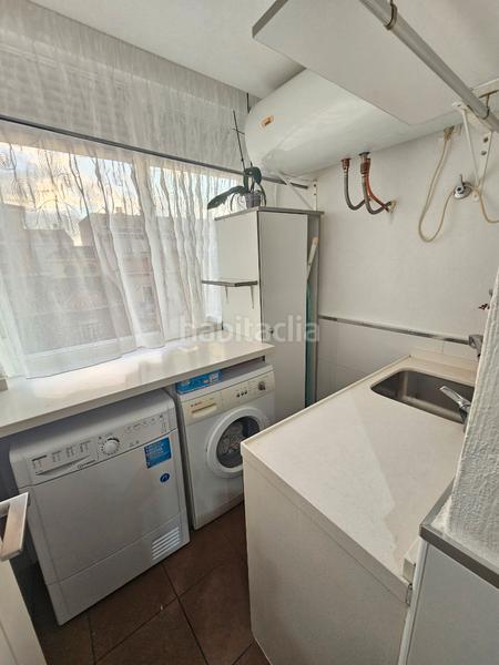 Foto 9b759a61-b430-43d3-a217-7dc2d44ff5c3. Flat in calle aragón 14 in Las Tres Cruces Armilla