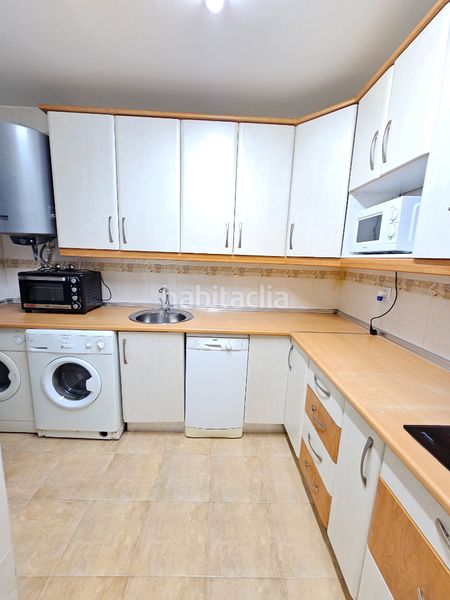 Foto 869a9ceb-6f45-4cc4-96cb-c697c1bae831. Pis amb calefacció aparcament a Híjar Gabias (Las)