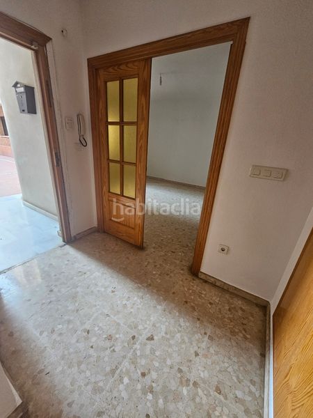 Foto df742503-0c09-4c6e-b0a4-21100d226964. Pis a Maracena