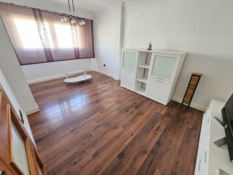 Foto 0793ef0c-6534-4575-929a-a8765123ffb4. Casa adossada amb aparcament a Ogíjares