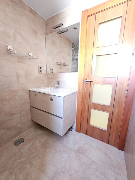 Foto 35e41256-aa1b-4a42-9a9e-a8d985f095c8. Casa adossada amb aparcament a Ogíjares