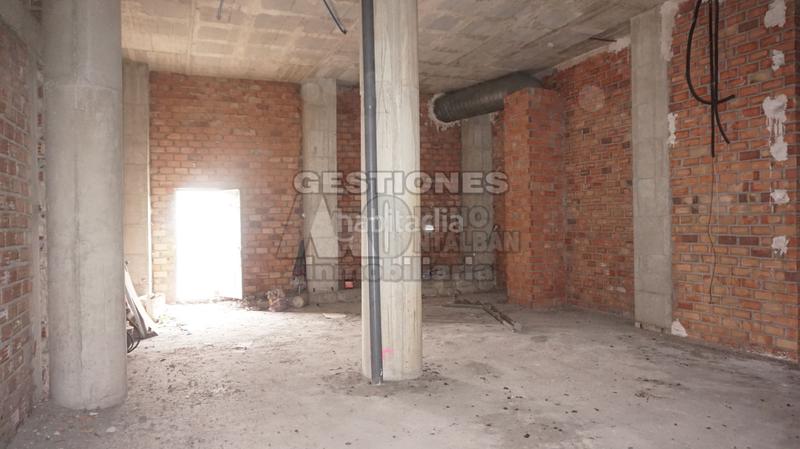 Foto 2f671ea9-332c-4f64-a04d-5091ce028fb2. Local comercial local en alquiler parque almunia en Granada