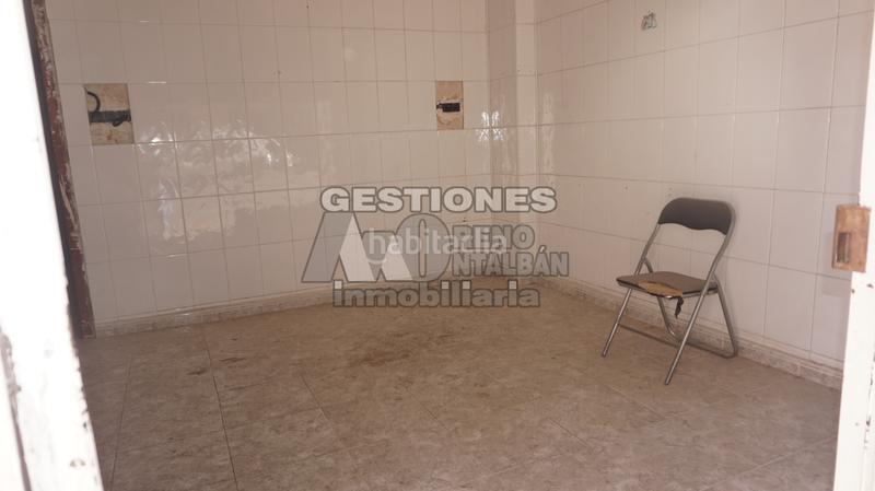 Foto 303ff1b8-b904-46e2-8424-588b0d2892b2. Location local commercial dans Cerrillo de Maracena - Periodistas Granada